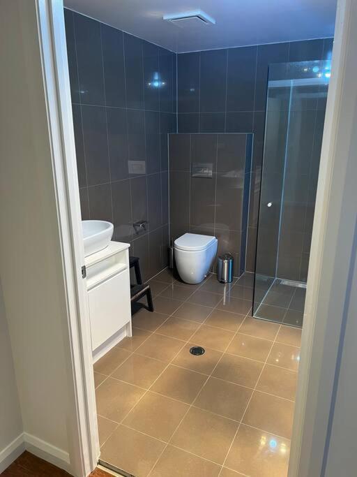 Large Executive 3 Bedroom Yarralumla Dış mekan fotoğraf