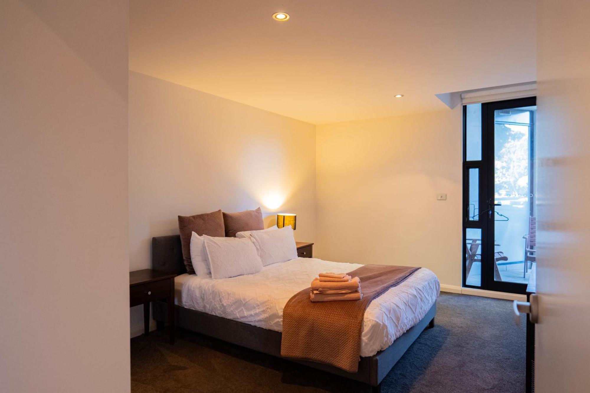 Large Executive 3 Bedroom Yarralumla Dış mekan fotoğraf