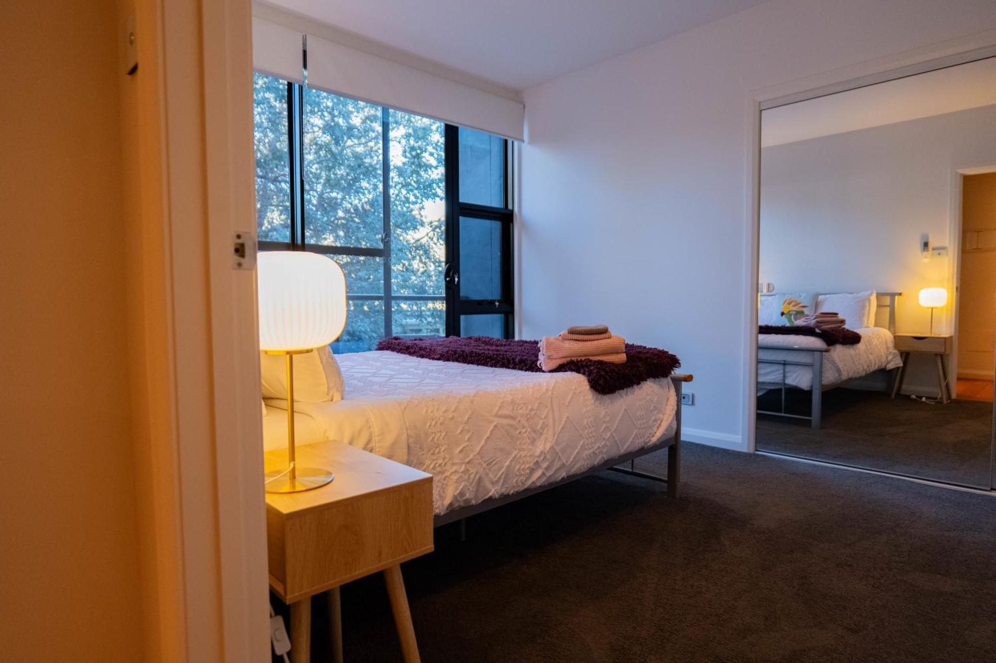 Large Executive 3 Bedroom Yarralumla Dış mekan fotoğraf
