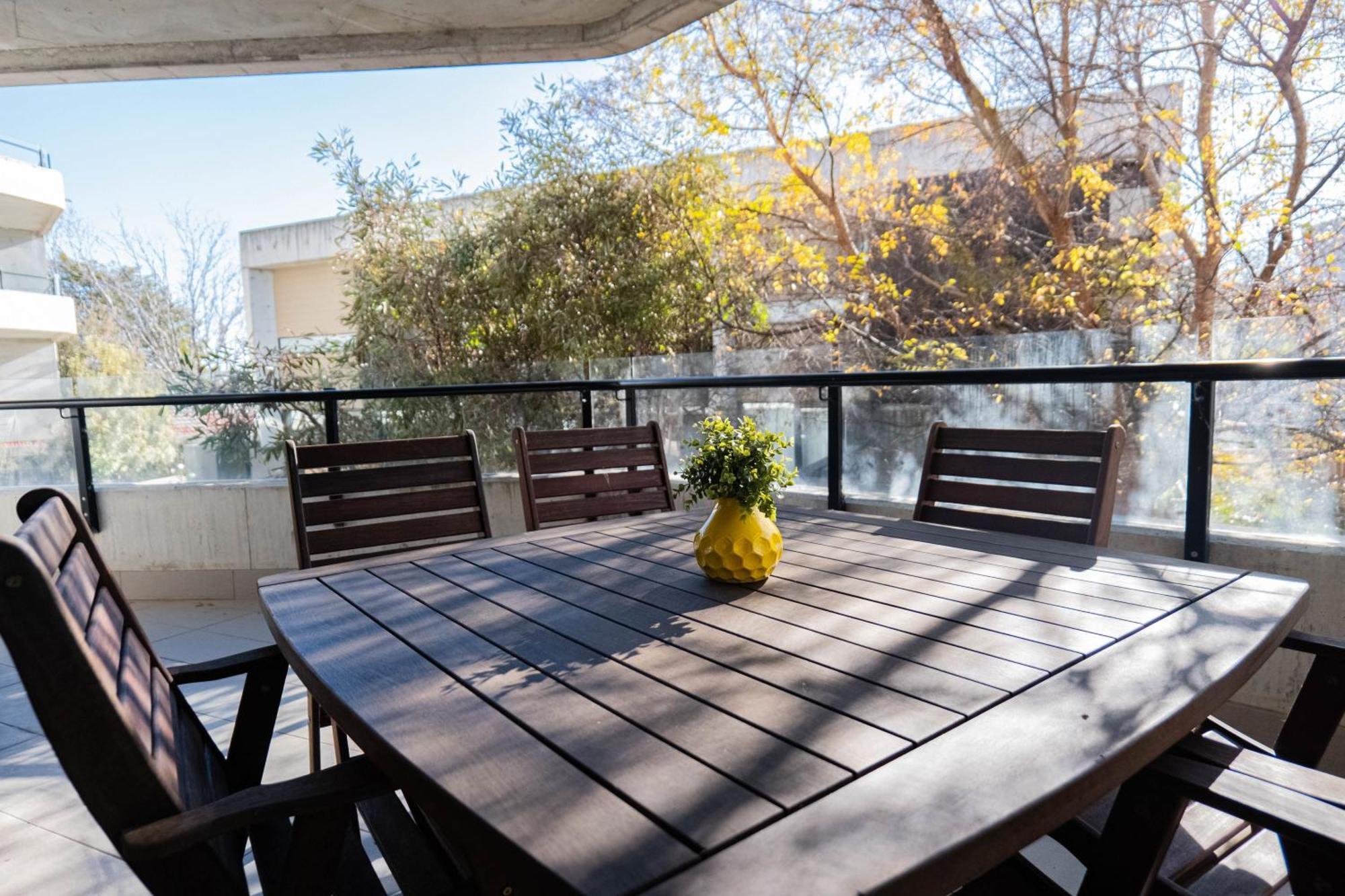 Large Executive 3 Bedroom Yarralumla Dış mekan fotoğraf